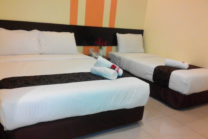 Room 12 of 36
