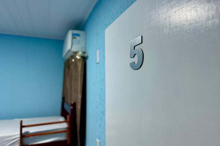 Room 7 of 85