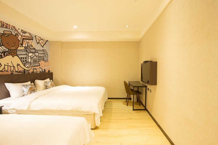 Room 17 of 41