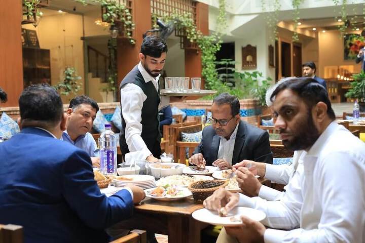 Dining 42 of 52