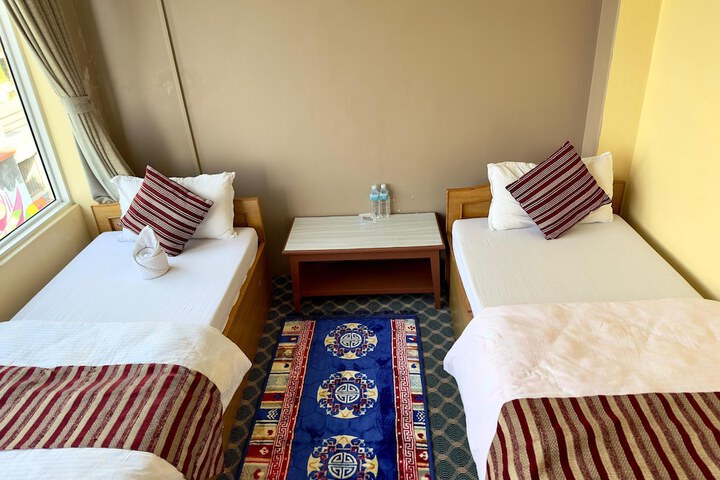 Room 7 of 25