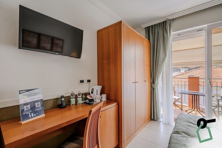 Room 22 of 69