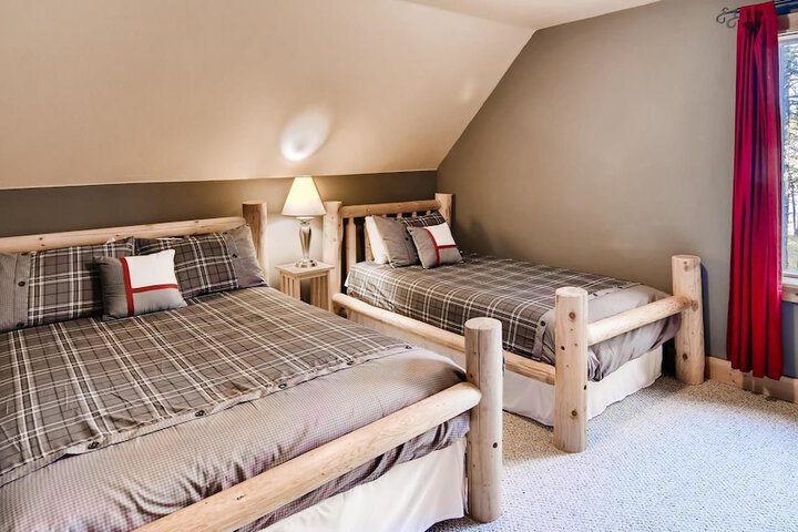 Room 4 of 21