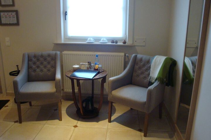 Room 6 of 23