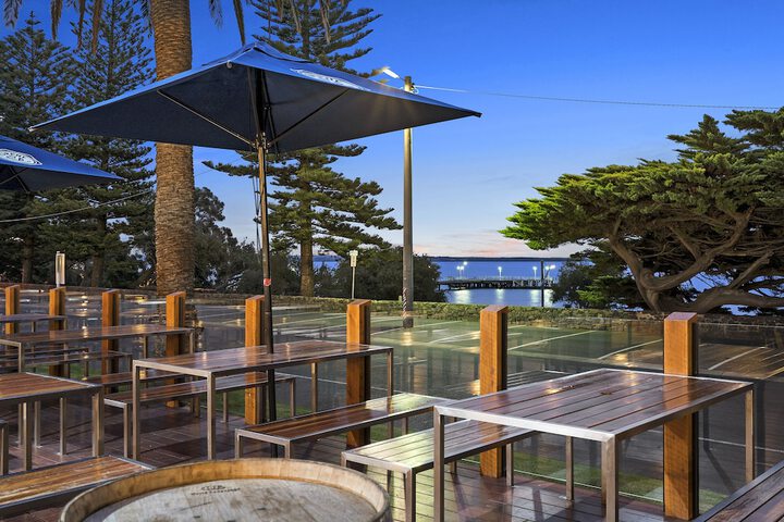 Terrace/Patio 112 of 116