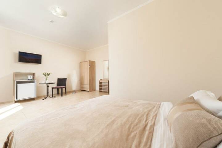 Room 5 of 53