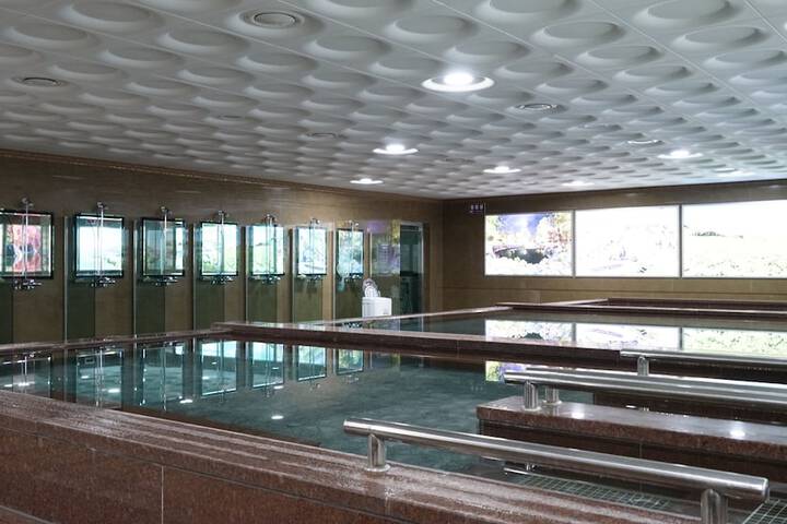 Spa 13 of 25