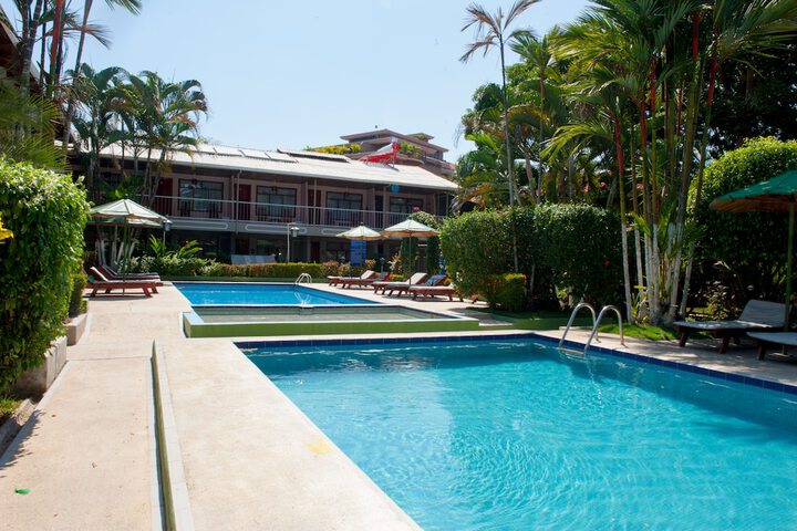 Pool 64 of 85