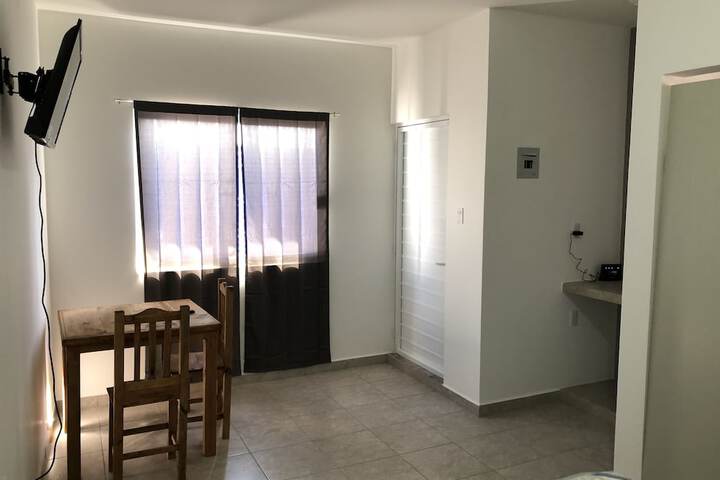 Room 4 of 16