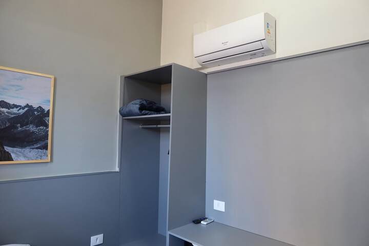 Room 52 of 111