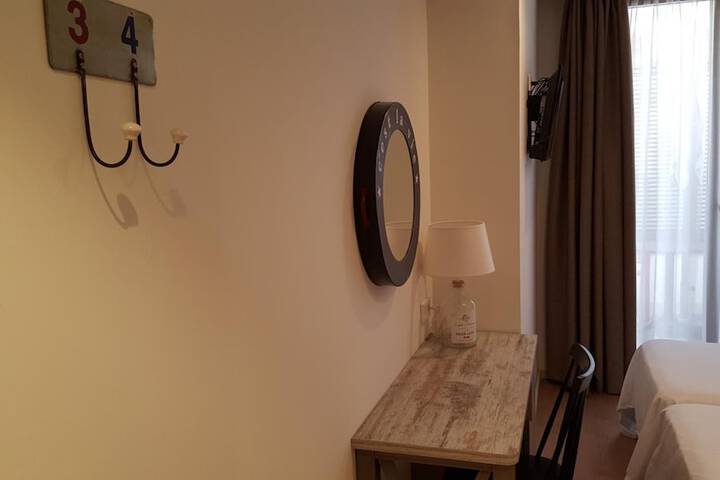 Room 21 of 58