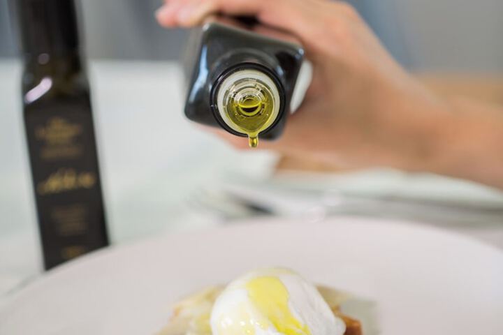 Breakfast/Coffee Service 98 of 138