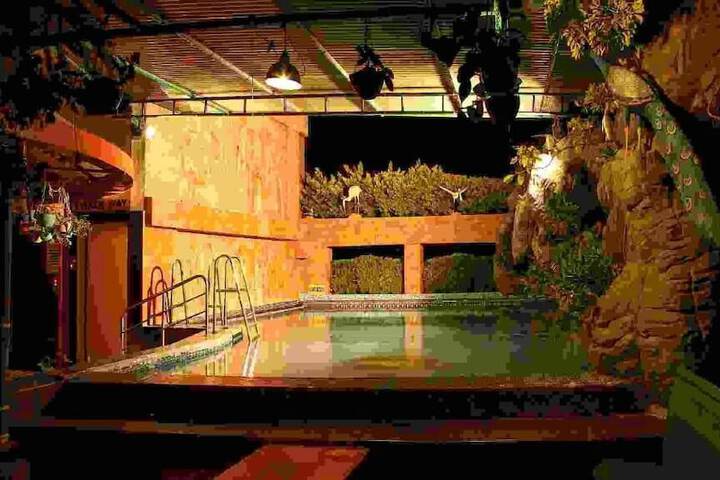 Pool 18 of 24