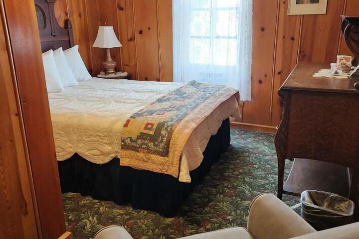 Room 7 of 29