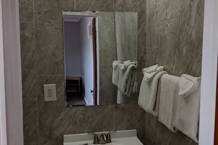 Room 15 of 35