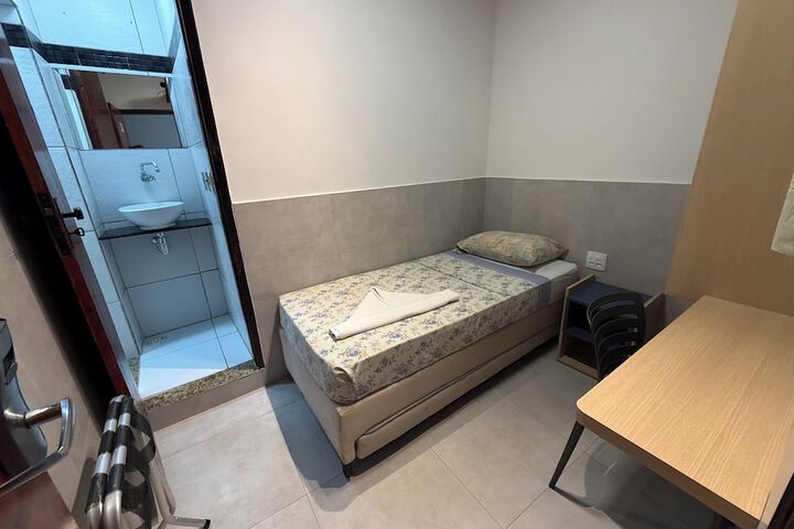 Room 61 of 94