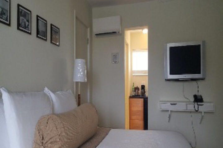 Room 236 of 695