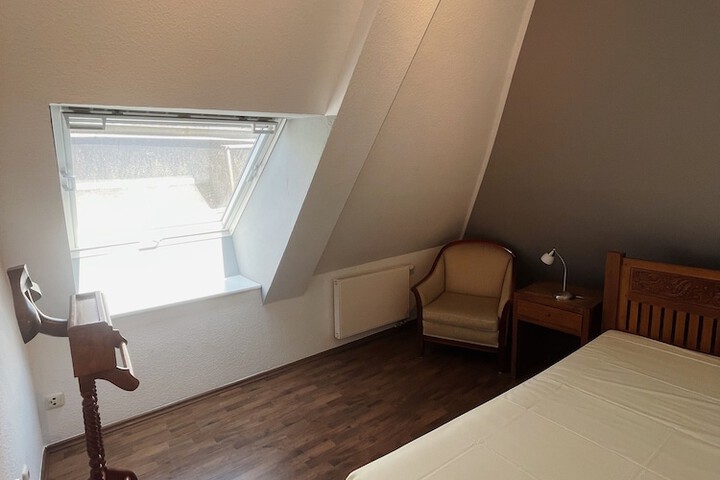 Room 35 of 131