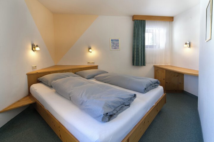 Room 3 of 56