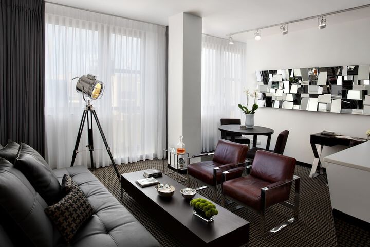 Room 21 of 62