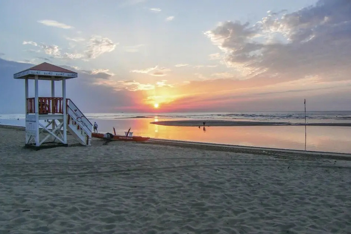 Beach 10 of 17