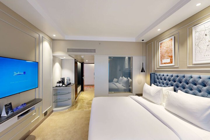 Room 13 of 89