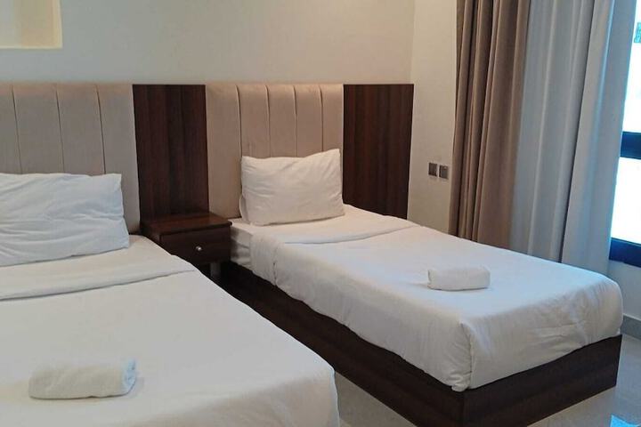 Room 9 of 13