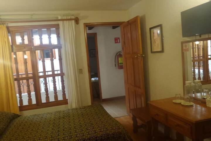 Room 15 of 37