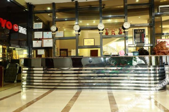 Hotel Interior 24 of 36