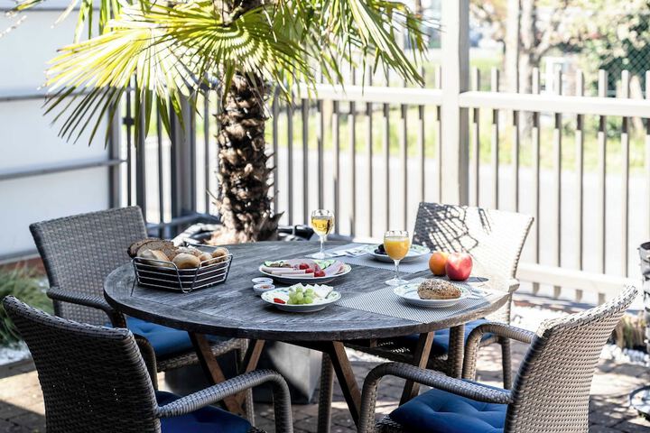 Terrace/Patio 14 of 24