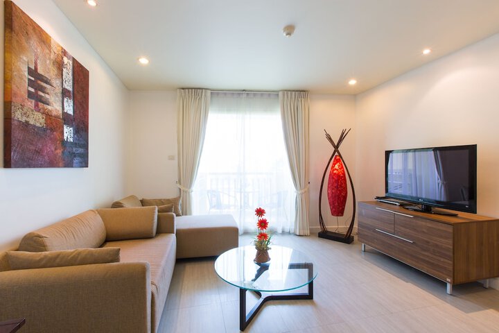 Room 19 of 38