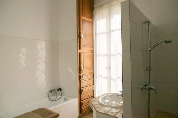 Bath Interior