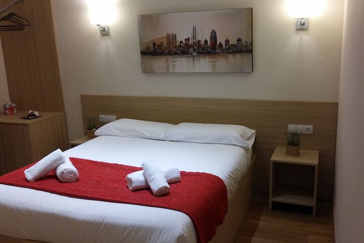 Room 8 of 42