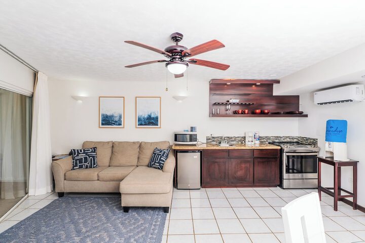 Room 95 of 270