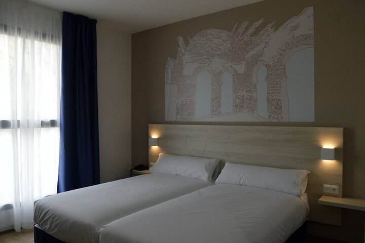Room 10 of 53