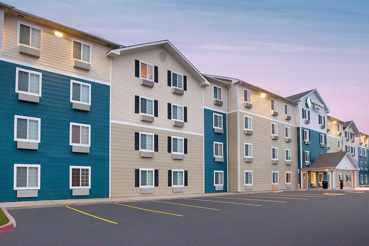 Hotel 43 of 44