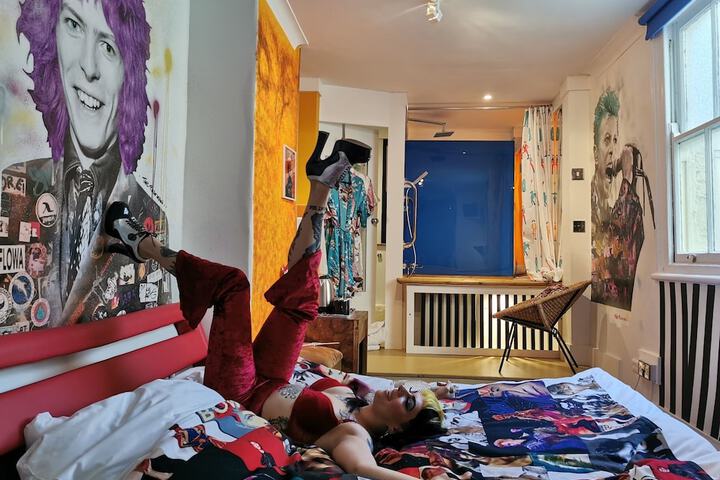 Room 69 of 272