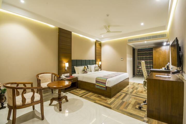 Room 40 of 104