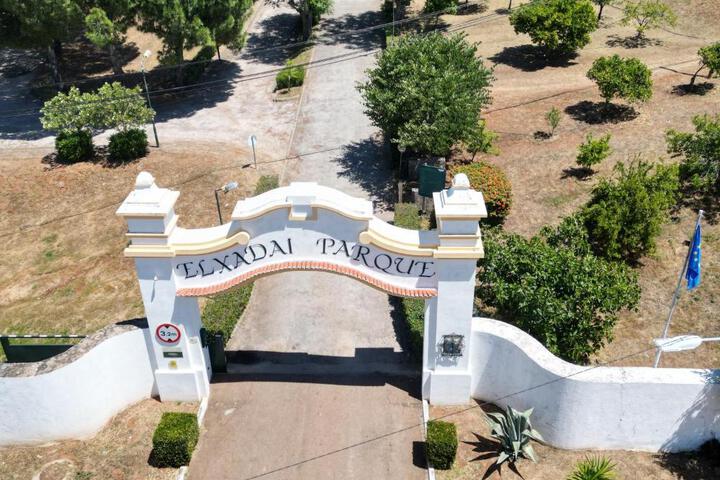 Image of Elxadai Parque