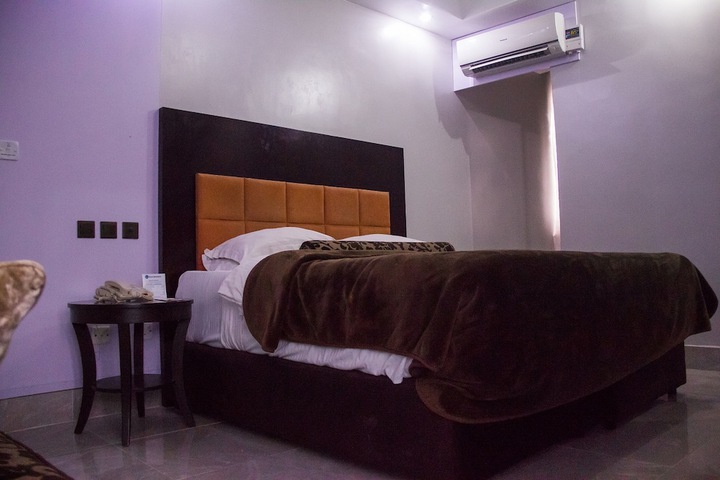 Room 26 of 155