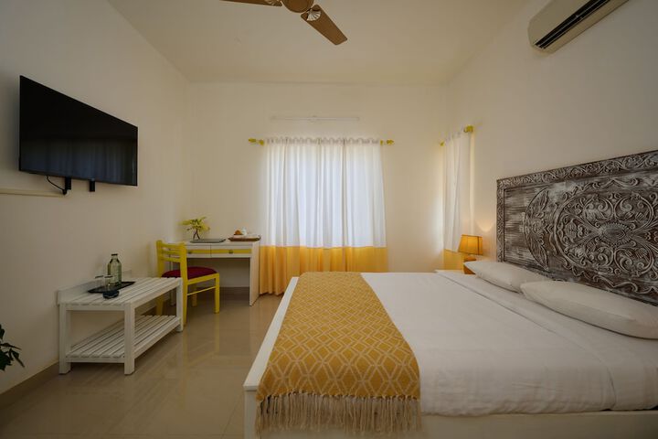 Room 9 of 53