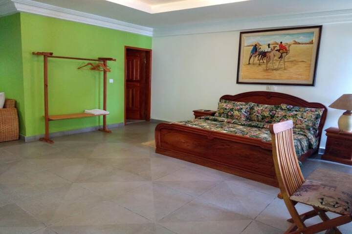 Room 33 of 56
