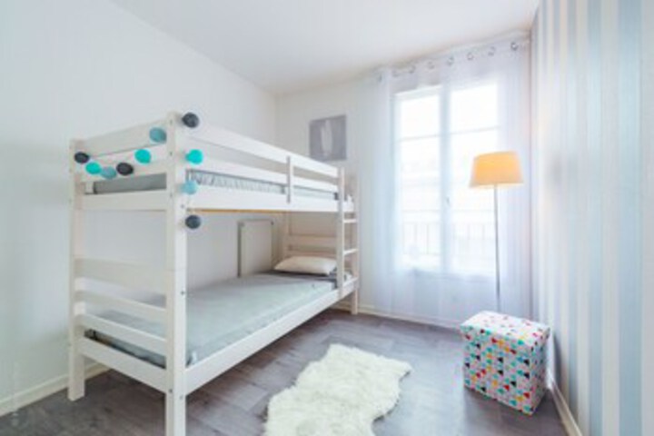 Room 19 of 25