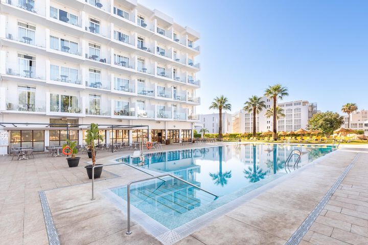 Pool Hotel