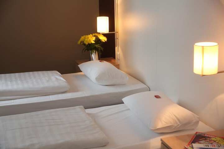 Room 14 of 23