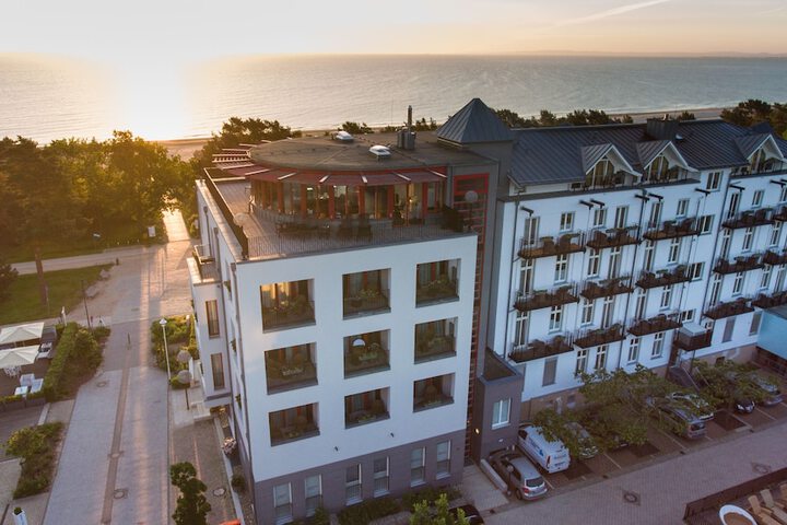 Exterior of Strandhotel Heringsdorf