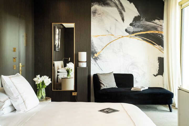 Room 10 of 49