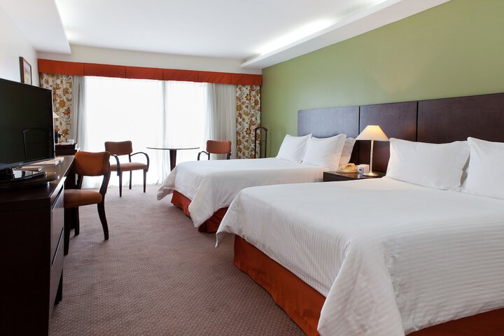 Room 15 of 125