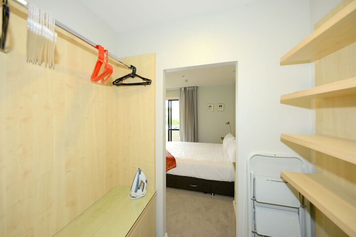 Room 3 of 141