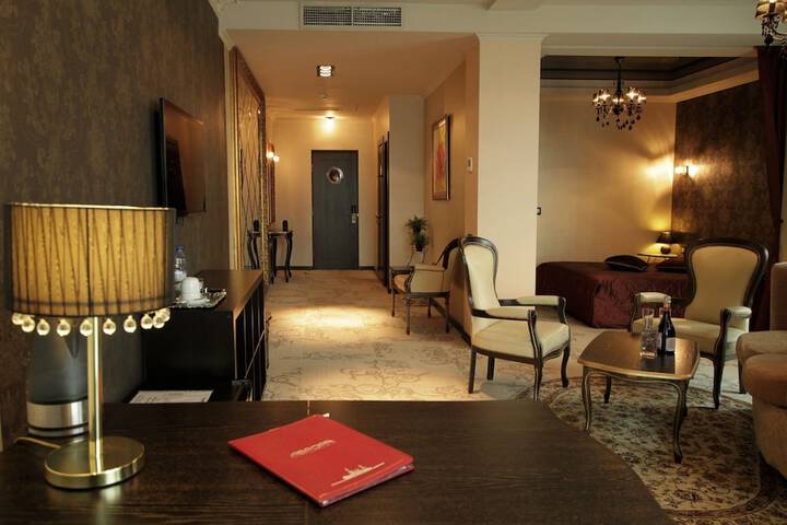 Room 22 of 75